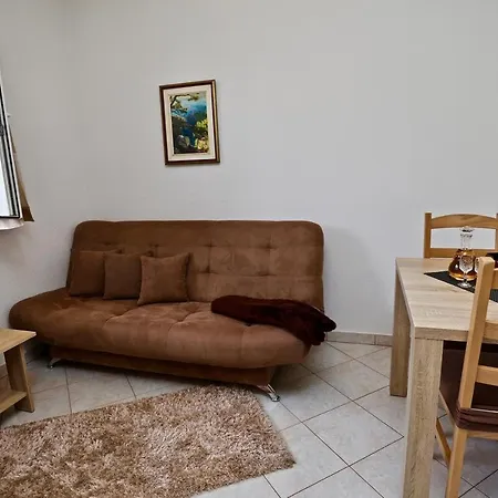 11228a Sućuraj